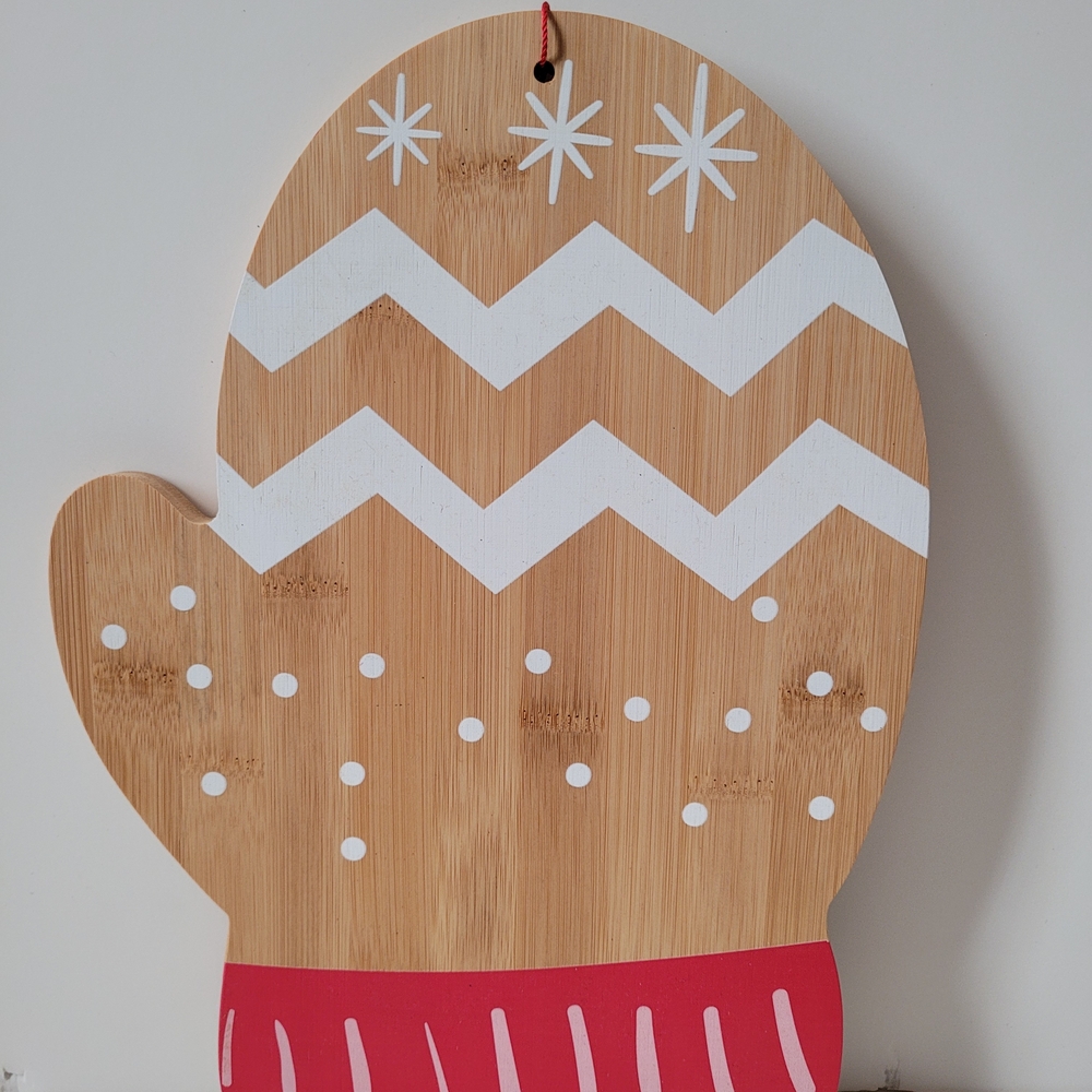 Festive Bamboo Mitten Cutting Board